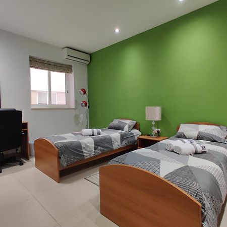 Depiro Point Deluxe - Modern, Designer Apartment 2 Minutes Away From Popular Sliema Seafront المظهر الخارجي الصورة