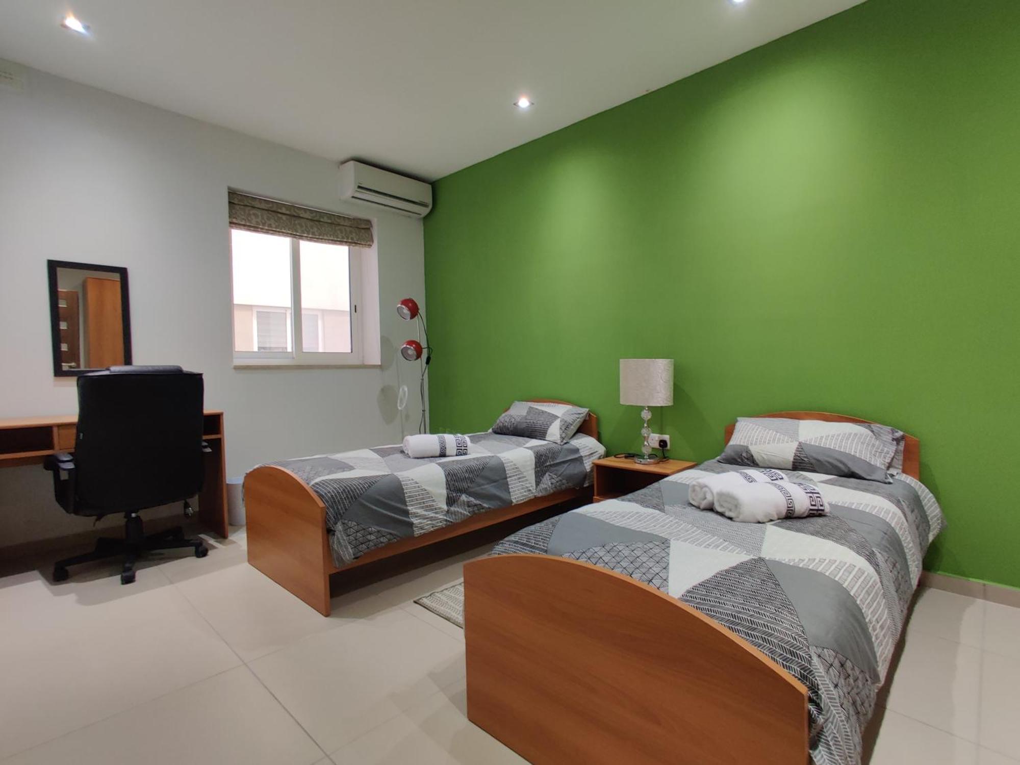 Depiro Point Deluxe - Modern, Designer Apartment 2 Minutes Away From Popular Sliema Seafront المظهر الخارجي الصورة
