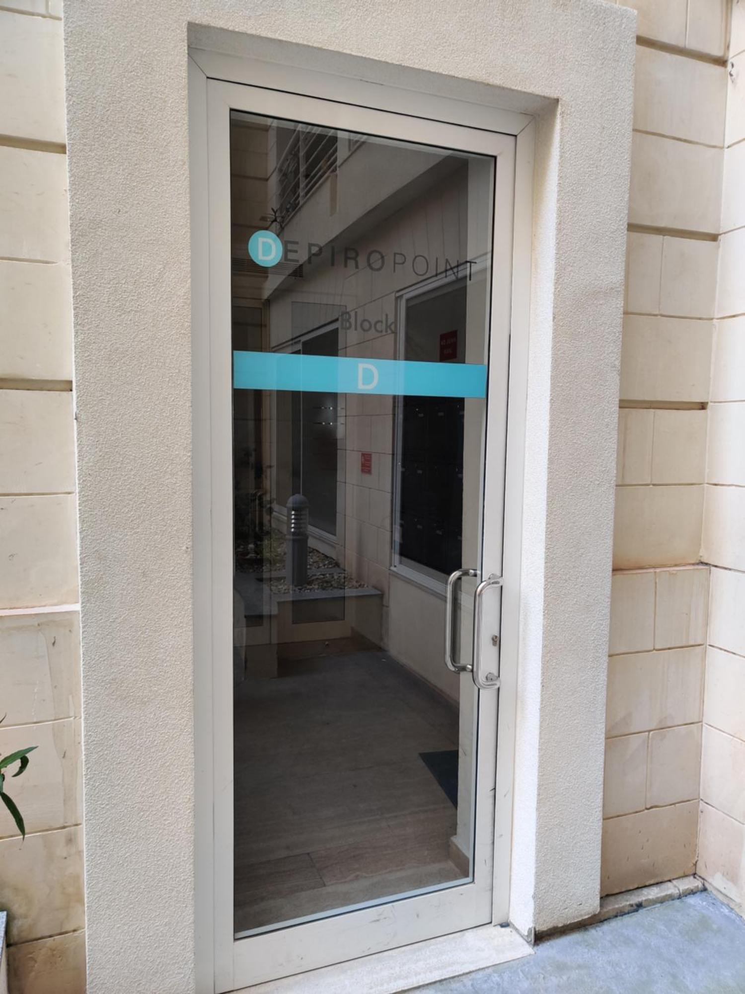 Depiro Point Deluxe - Modern, Designer Apartment 2 Minutes Away From Popular Sliema Seafront المظهر الخارجي الصورة