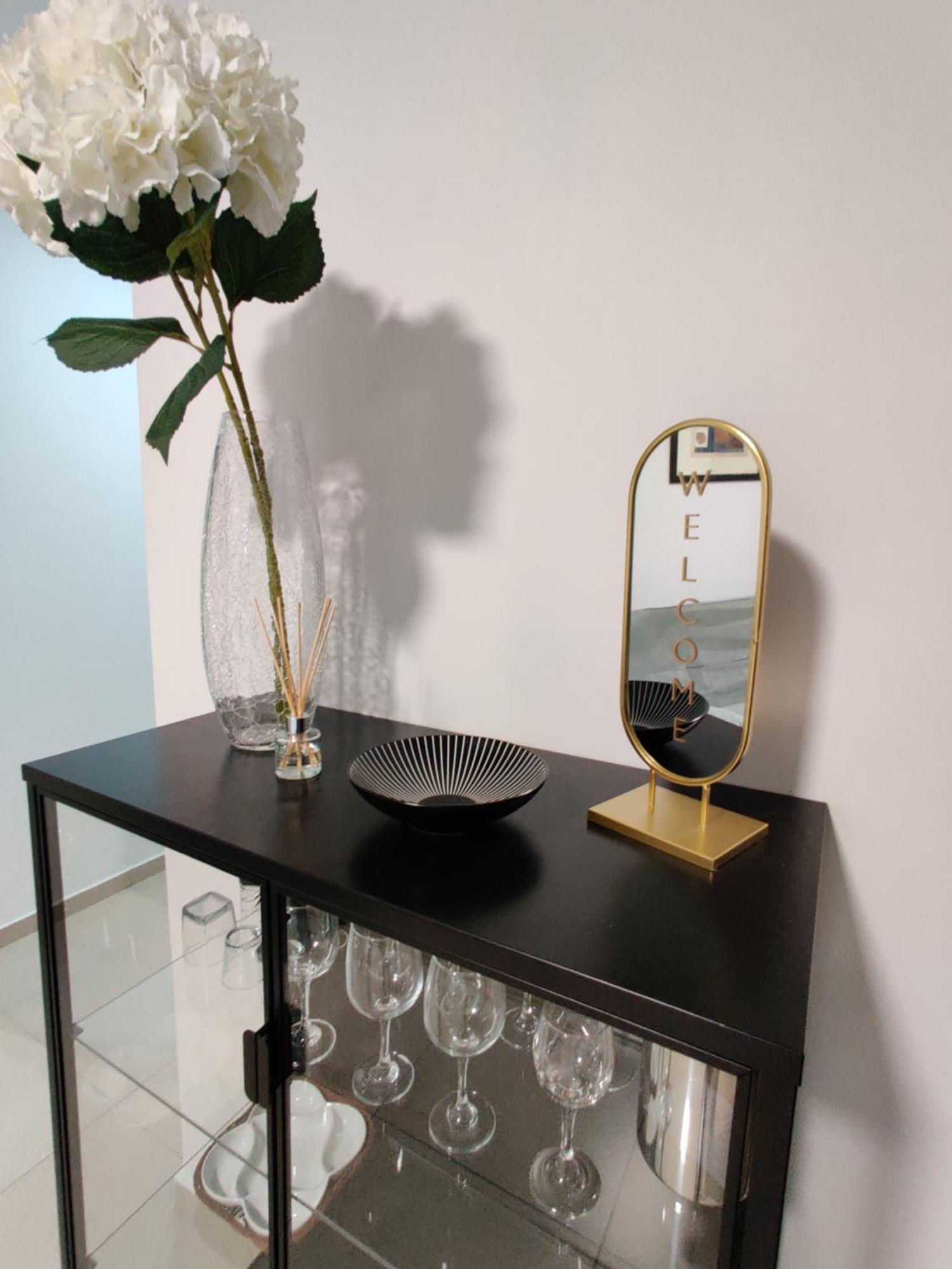 Depiro Point Deluxe - Modern, Designer Apartment 2 Minutes Away From Popular Sliema Seafront المظهر الخارجي الصورة